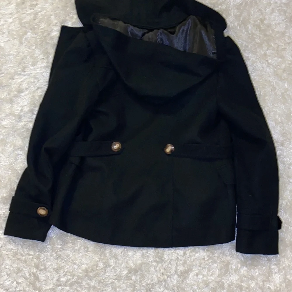 Black Coat - Picture 8 of 11